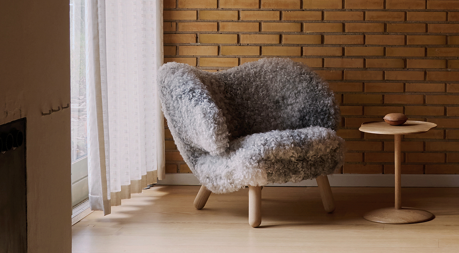 世界25脚限定〉 Finn Juhl(フィン・ユール)Gotland Sheepskin 世界25脚限定〉 Finn Juhl(フィン・ユール)Gotland Sheepskin