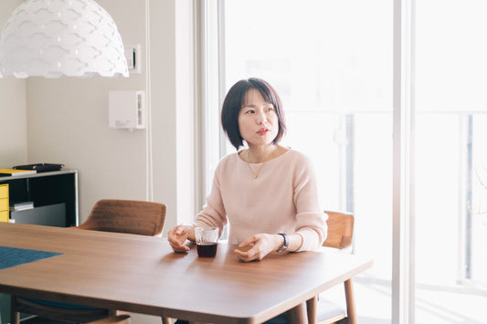 JOURNALvol.2 (1/2) くつろぎ感と女性らしさが共存する アイテム選びと空間づくり