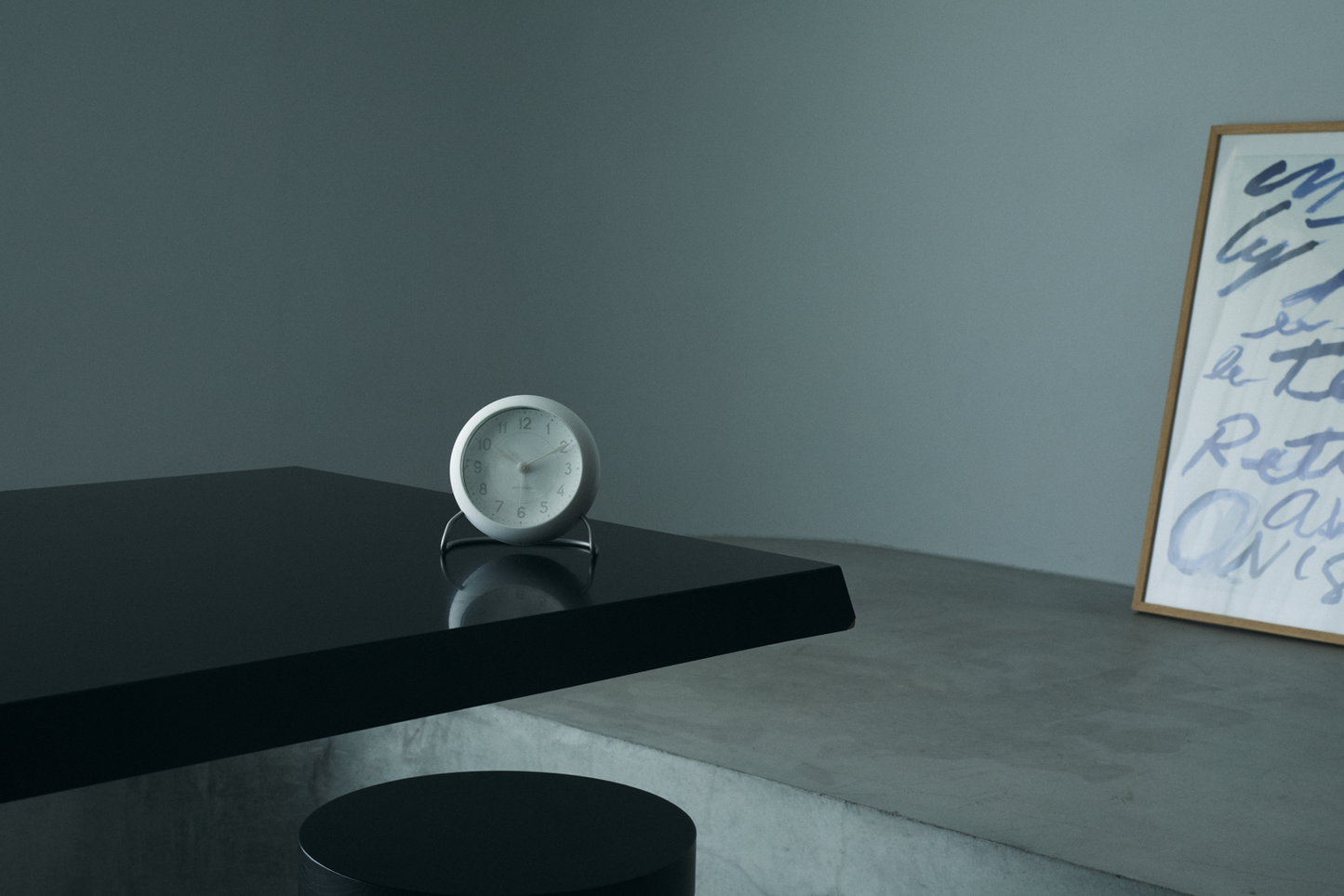 【数量限定】ARNE JACOBSEN TABLE CLOCK / STATION BELLEVUE