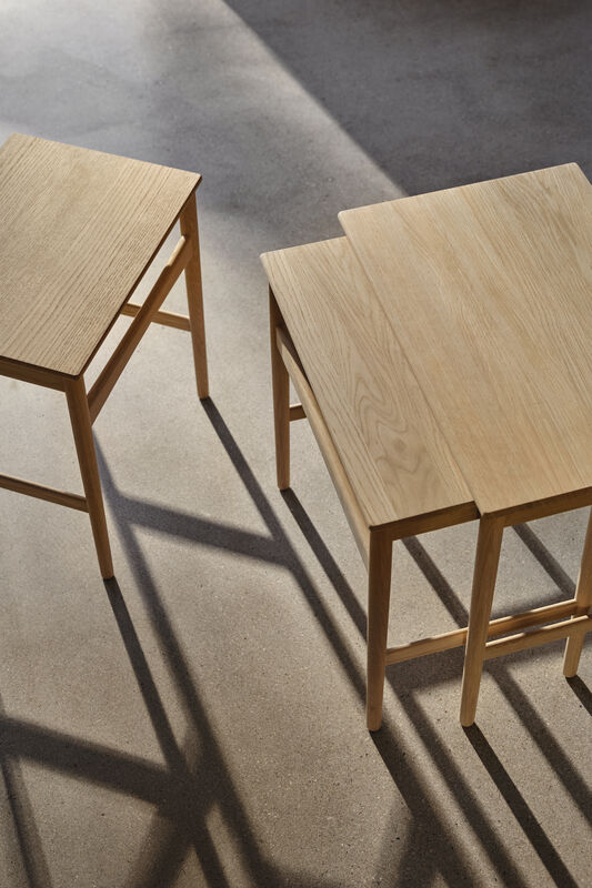 CH004 | NESTING TABLES