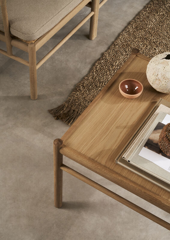 OW449 | Colonial Coffee Table