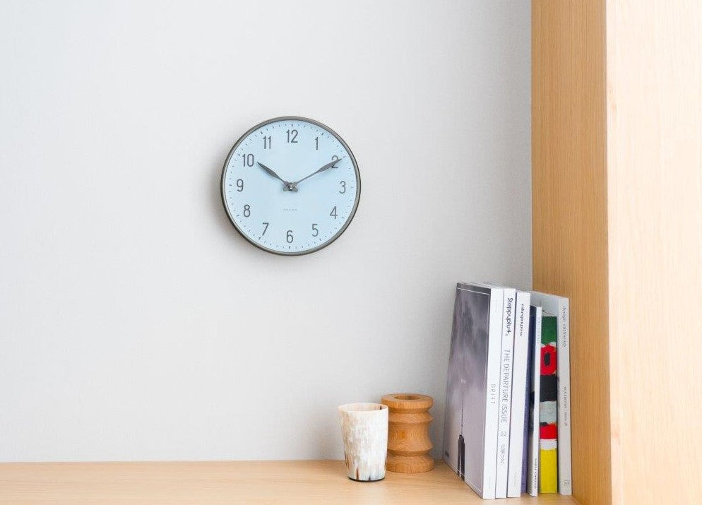 【数量限定】ARNE JACOBSEN CLOCK STATION ROYAL BLUE LIMITED EDITION