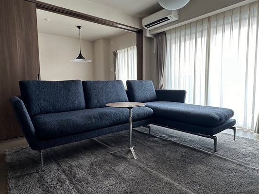 M HOUSE