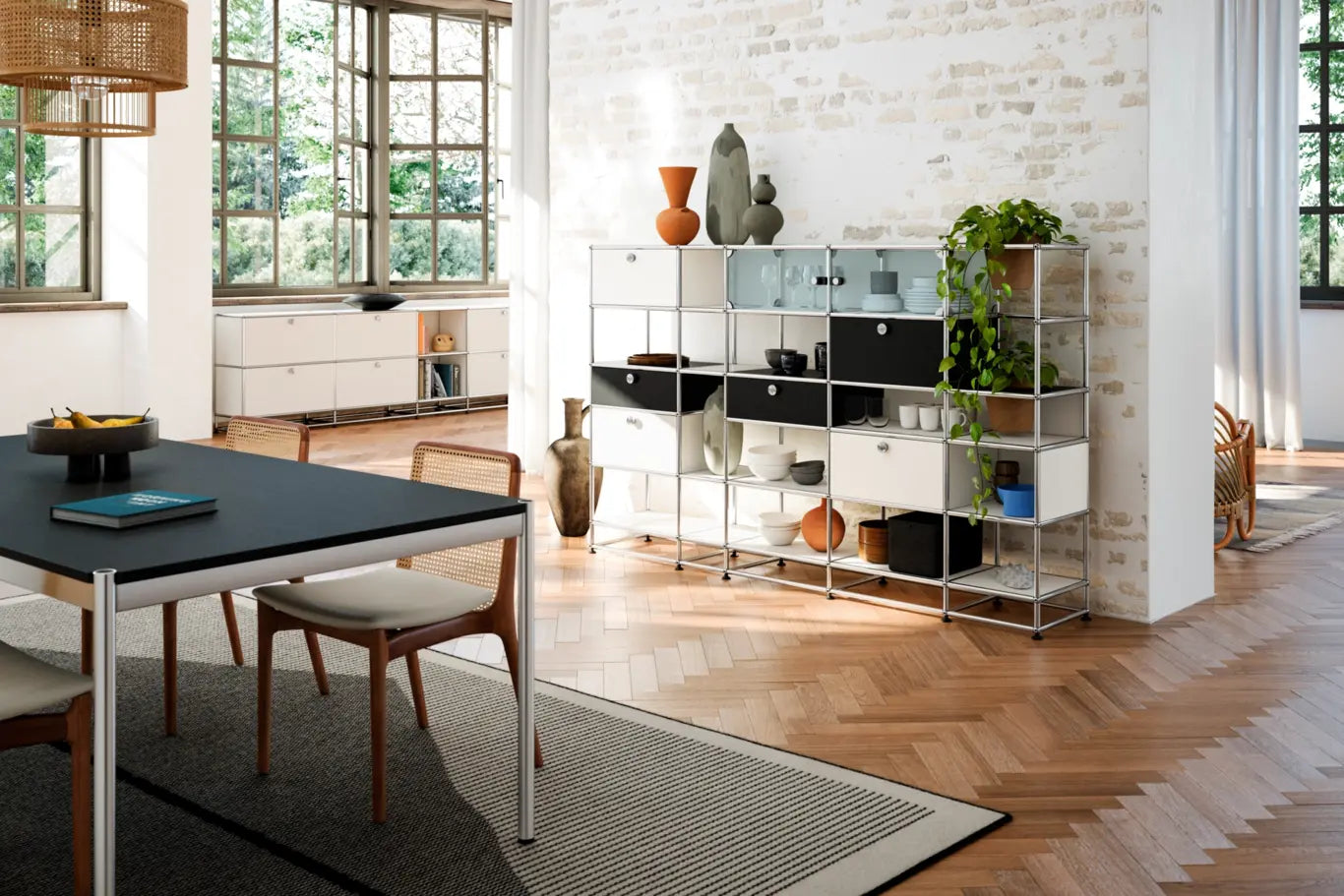 空間も時間も、所作一つも心地良く｜USMハラー – SLAP MOBLER