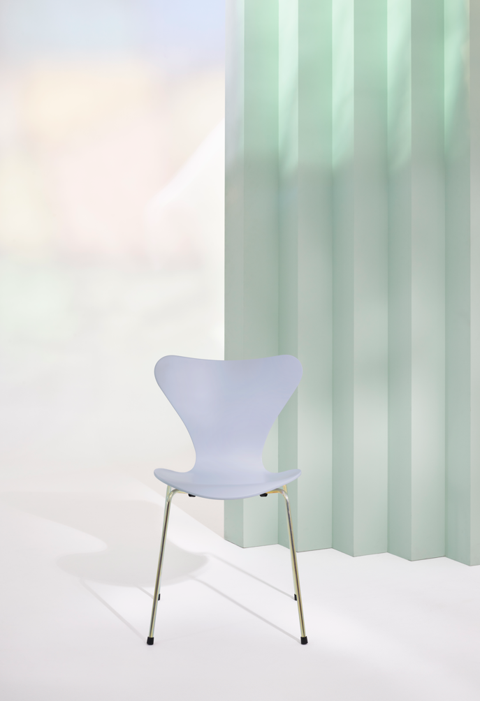 FRITZ HANSEN | SERIES7™  セブンチェア 7:14 AM