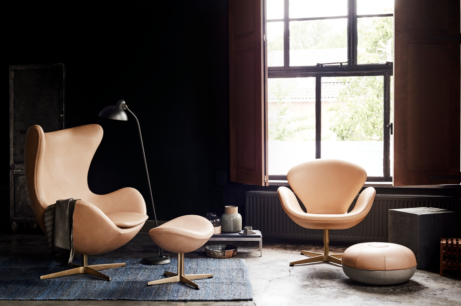 EGG CHAIR エッグチェア – SLAP MOBLER EGG CHAIR エッグチェア – SLAP MOBLER