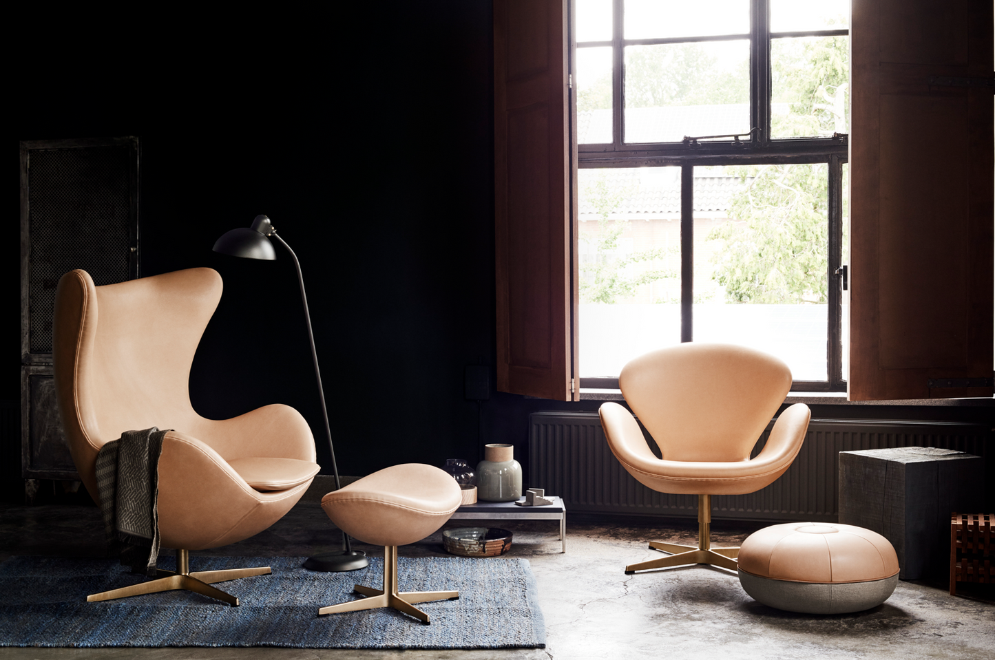 EGG CHAIR FOOT STOOL（エッグチェアフットスツール）