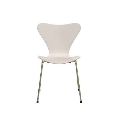 FRITZ HANSEN | SERIES7™  セブンチェア 7:14 AM