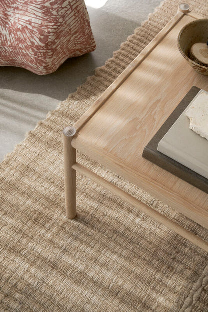 OW449 | Colonial Coffee Table
