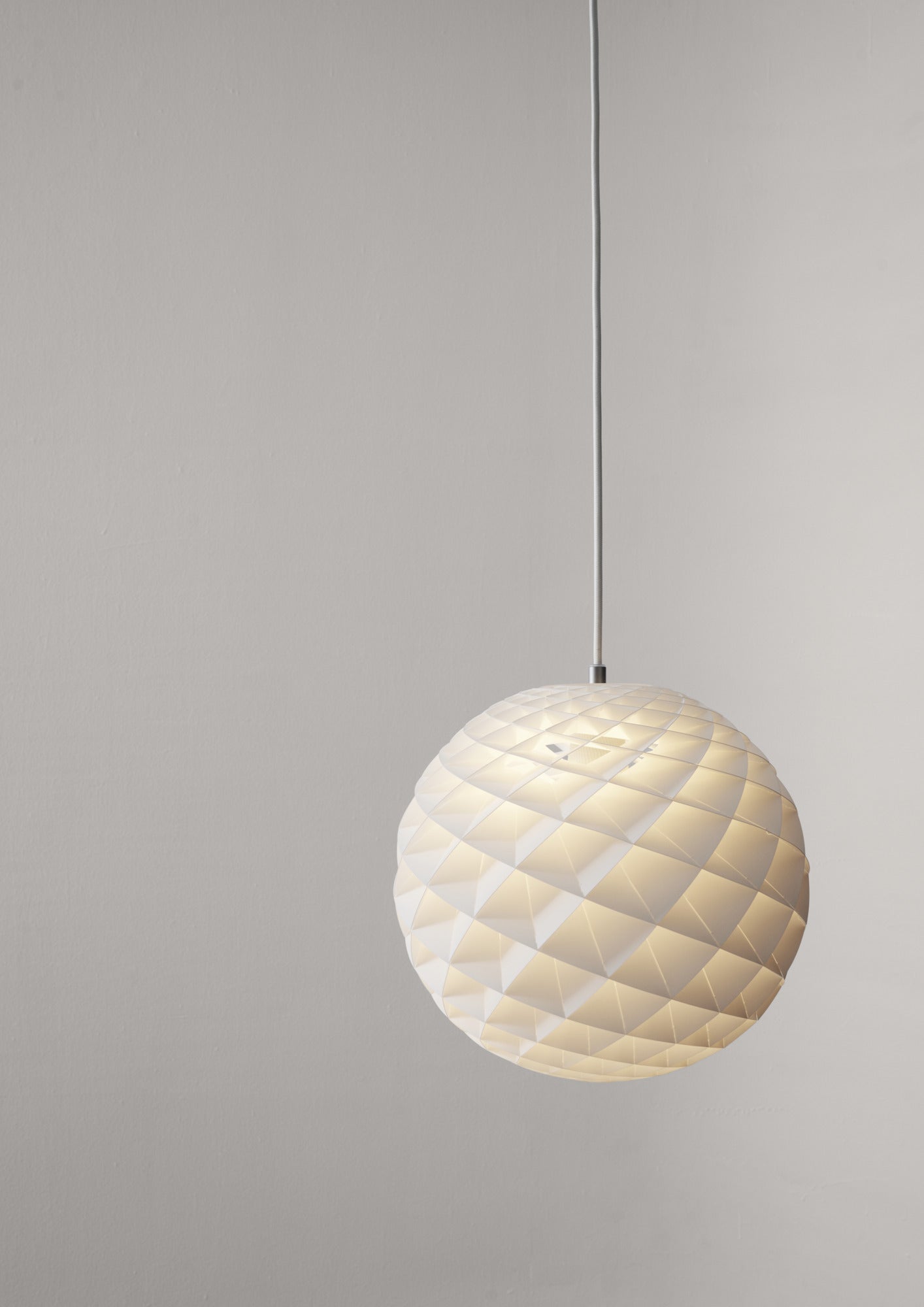 Patera（パテラ）E26